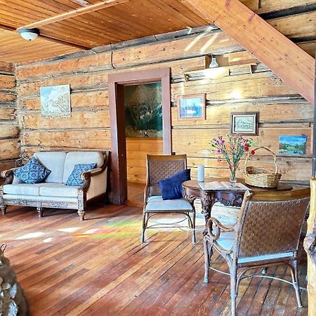 Rustic Beaverfoot Lodge Room N5 Parson Exterior photo